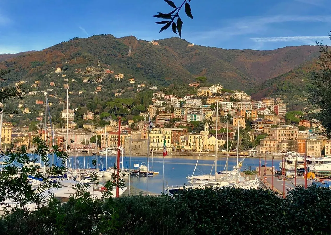Bella vacanza - city center -air conditioning -WI-FI Rapallo