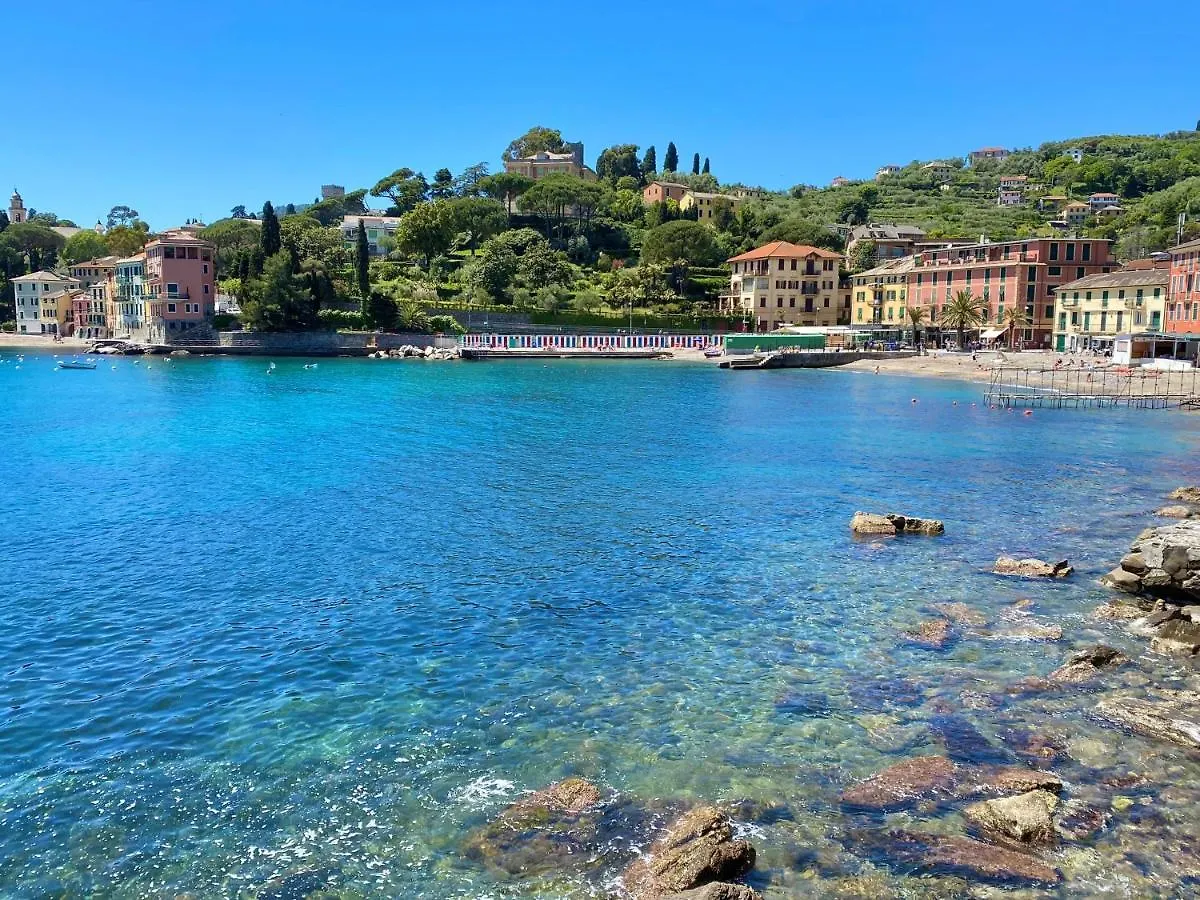 Bella vacanza - city center -air conditioning -WI-FI Rapallo Appartamento