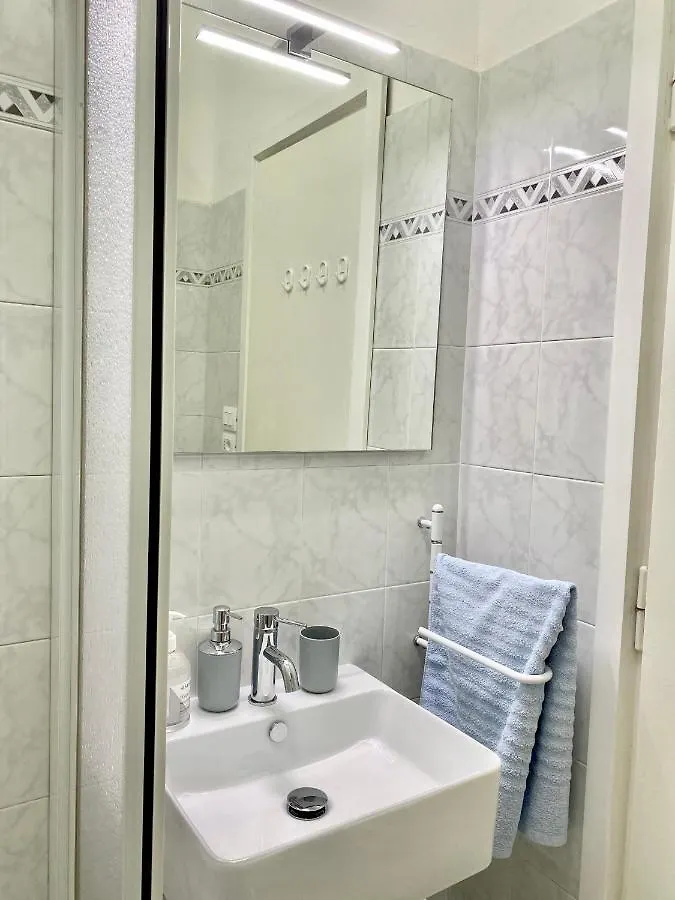 Bella vacanza - city center -air conditioning -WI-FI Rapallo Italia